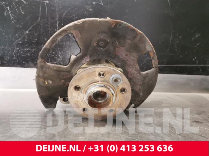 MAN TGE Achsschenkel links vorne O212745