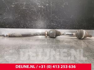 Gebruikte Aandrijfas rechts-voor Volvo V70 (BW) 2.5 T 20V Prijs € 150,00 Margeregeling aangeboden door van Deijne Onderdelen Uden B.V.