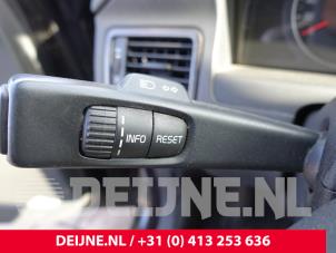 Volvo V70 Steering column stalk O212812 photo 2