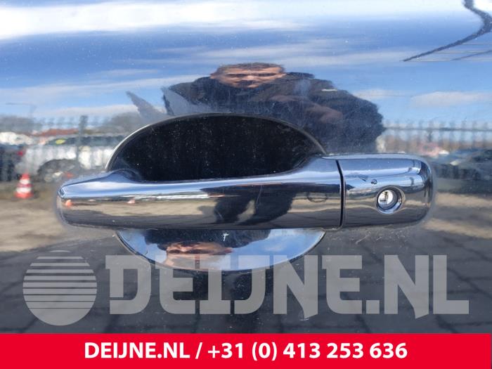 Volvo V70 Türgriff 4-türig links vorne O212832