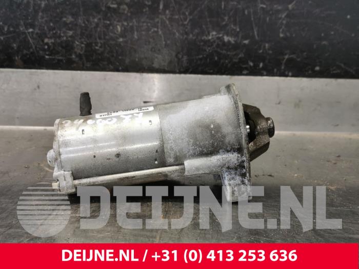 Gebruikte Startmotor Volvo V70 (BW) 2.5 T 20V Prijs € 40,00 Margeregeling aangeboden door van Deijne Onderdelen Uden B.V.