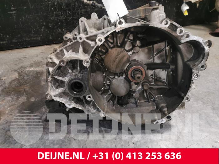 Volvo V70 Gearbox O212853