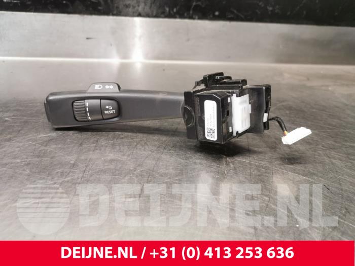 Volvo V40 Indicator switch O213067