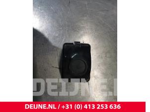Volkswagen Transporter Rear bumper reflector, right O213116 photo 2