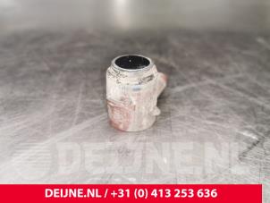 Tesla Model 3 PDC-Sensor O213131 foto 2