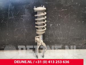 Tesla Model 3 Stoßdämpferstrebe rechts vorne O213144 foto 2
