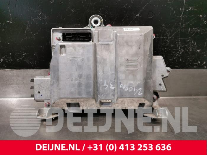 Tesla Model 3 Modul (sonstige) O213168