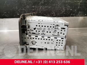 Volvo V70 CD player O213175 photo 2