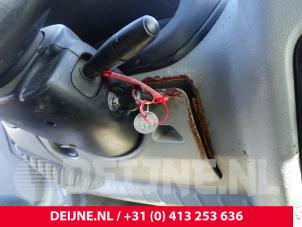 Gebruikte Kontaktslot + Sleutel Opel Movano Combi 2.2 DTI Prijs op aanvraag aangeboden door van Deijne Onderdelen Uden B.V.