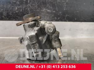 Opel Movano Power steering pump O213304 foto 2