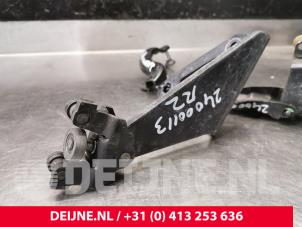 Opel Vivaro Schiebetürrolle rechts O213341 foto 2