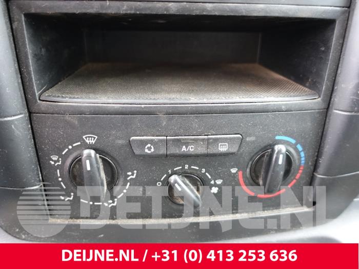 Peugeot Expert Heizung Bedienpaneel O213373