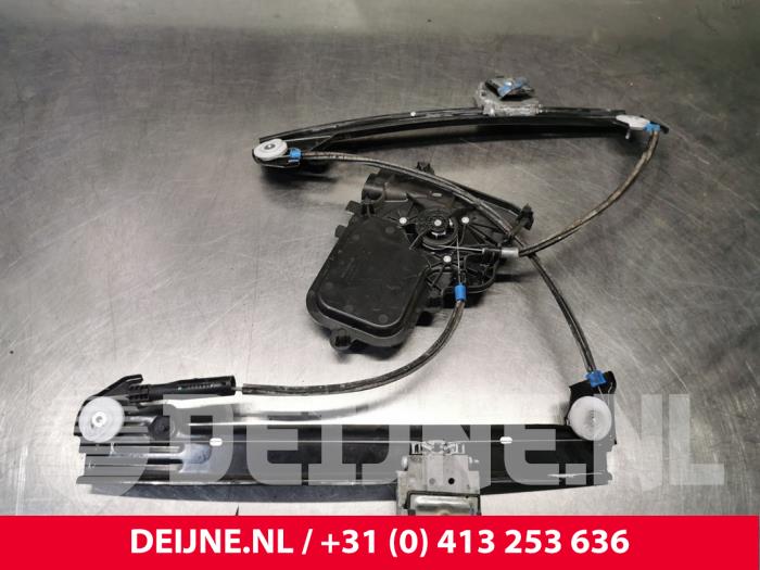 Tesla Model 3 Fenstermechanik 4-türig rechts vorne O213430