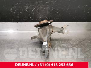 Mercedes Vito Fusee rechts-voor O213613 foto 3