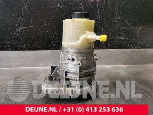 Opel Vivaro Power steering pump O213789 photo 3