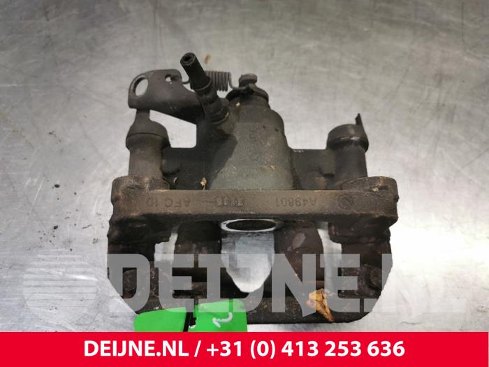 Opel Movano Rear brake calliper, right O213880