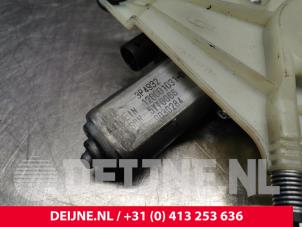 Ford Transit Connect Ruitmechaniek 2Deurs rechts-voor O213995 foto 3