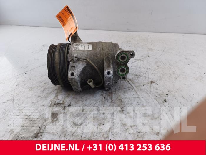 Gebruikte Aircopomp Volvo C70 (MC) 2.0 D3 20V Prijs € 95,00 Margeregeling aangeboden door van Deijne Onderdelen Uden B.V.