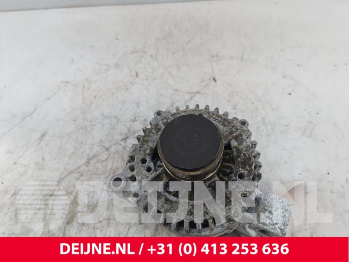 Gebruikte Dynamo Volvo C70 (MC) 2.0 D3 20V Prijs € 30,00 Margeregeling aangeboden door van Deijne Onderdelen Uden B.V.