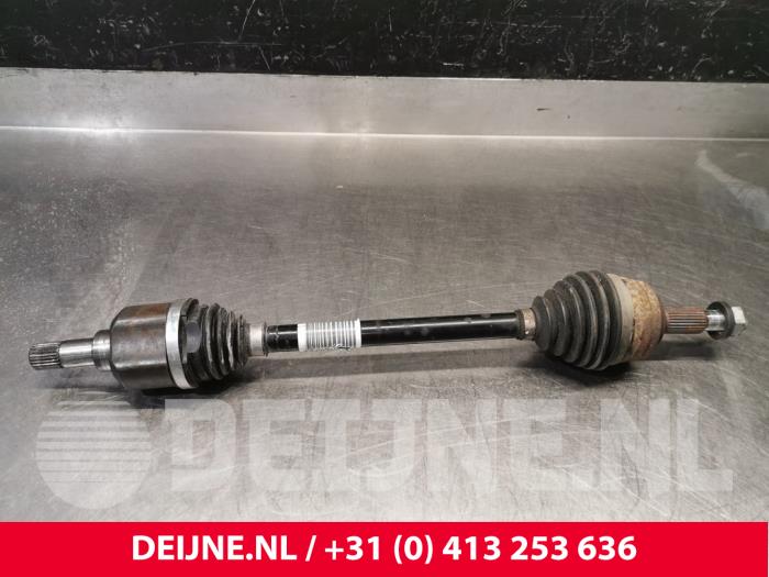 Toyota Pro-Ace City Antriebswelle links vorne O214073