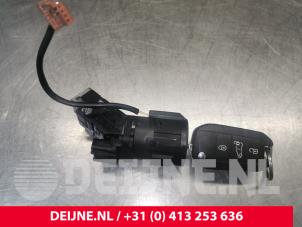 Toyota Pro-Ace City Ignition lock + key O214108 photo 2