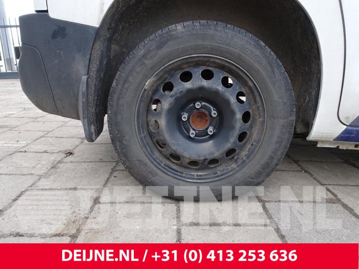 Toyota Pro-Ace City Set of wheels O214133