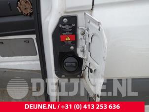 Mercedes Sprinter Tank Klep O214404 foto 2