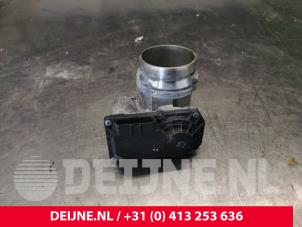 Gebruikte Gasklephuis Volvo XC40 (XZ) 2.0 T4 Geartronic 16V Prijs € 65,00 Margeregeling aangeboden door van Deijne Onderdelen Uden B.V.