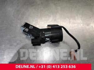 Opel Vivaro Zündschloss+Schlüssel O214625 foto 2