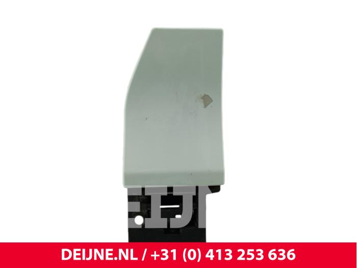 Opel Vivaro Tankklappe O214709