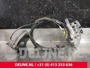 Opel Vivaro Sliding door lock mechanism, left O214800 photo 2