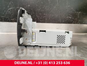 Opel Vivaro Display Multi Media control unit O214771 photo 3