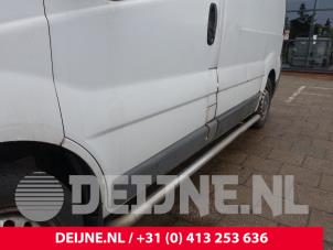 Gebruikte Sidebar Opel Vivaro 1.9 DTI 16V Prijs € 90,75 Inclusief btw aangeboden door van Deijne Onderdelen Uden B.V.