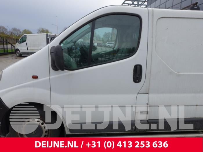 Opel Vivaro Portier 2Deurs links O214871
