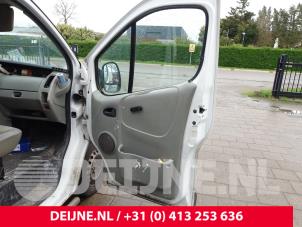 Opel Vivaro Portier 2Deurs rechts O214872 foto 2