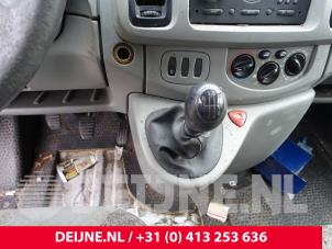 Gebruikte Pook Opel Vivaro 1.9 DTI 16V Prijs € 60,50 Inclusief btw aangeboden door van Deijne Onderdelen Uden B.V.