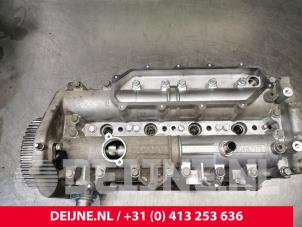 Iveco New Daily Cylinder head O214918 photo 2