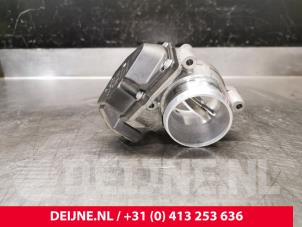 Volkswagen Crafter Gasklephuis O214921 foto 2