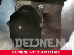 Volkswagen Crafter Gasklephuis O214921 foto 3