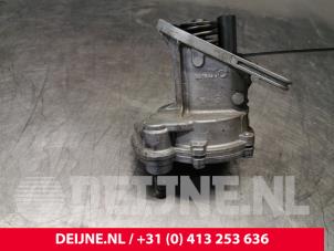 Gebruikte Vacuumpomp (Diesel) Volkswagen Crafter 2.5 TDI 30/32/35/46/50 Prijs € 90,75 Inclusief btw aangeboden door van Deijne Onderdelen Uden B.V.