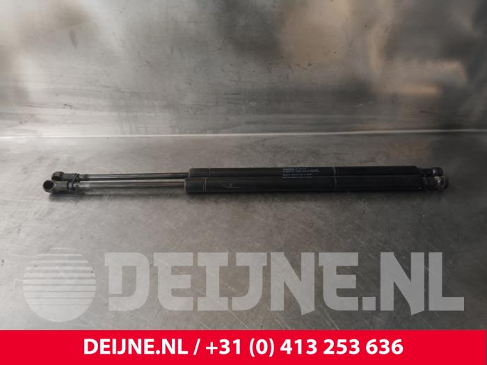 Volvo XC60 Set Gasdempers Achterklep O214932