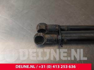 Volvo XC60 Set Gasdempers Achterklep O214932 foto 3