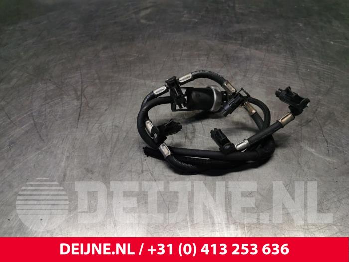 Volkswagen Crafter Fuel return line O214934