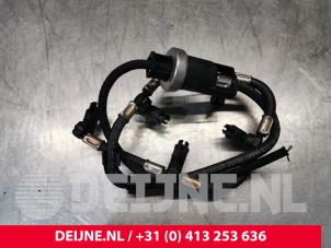 Volkswagen Crafter Fuel return line O214934 photo 3