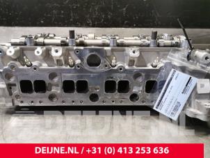 Mercedes Sprinter Cilinderkop O215018 foto 2