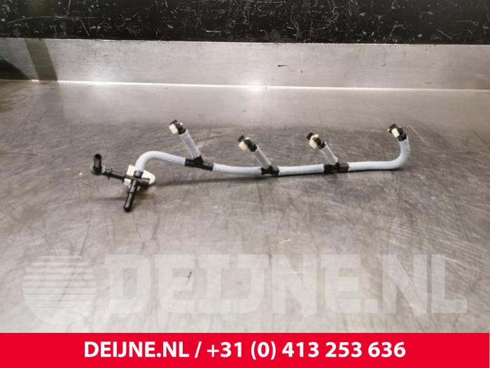 Renault Trafic Brandstof retourleiding O215055