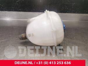 Volkswagen Crafter Ausgleichsbehälter O215088 foto 2