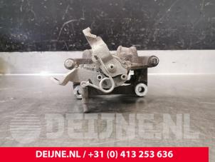 Volkswagen Crafter Bremszange rechts hinten O215102 foto 2