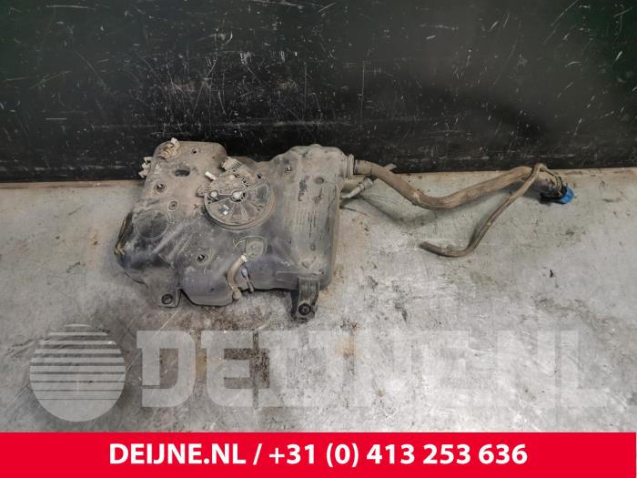 Opel Vivaro Adblue tank O215128