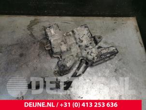 Volkswagen Crafter Adblue Tank O215131 foto 2